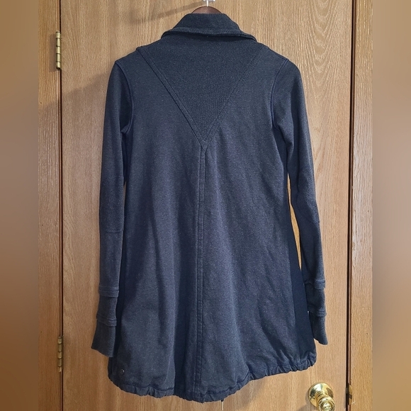 Lululemon Gratitude Wrap‎ Jacket - Picture 4 of 10